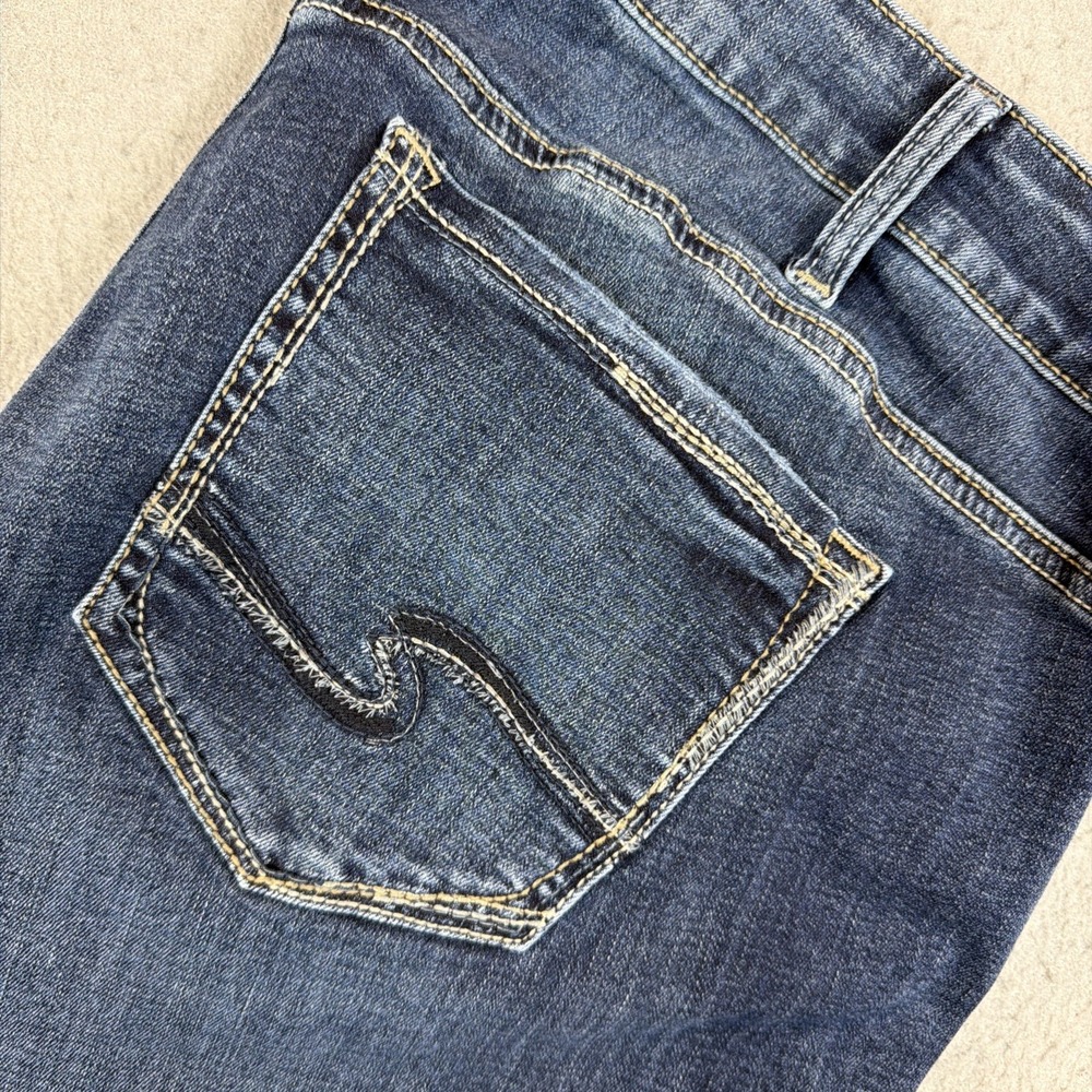 Silver Jeans Co Elyse Straight Medium Wash Denim Jeans Size 22 Stretch Women